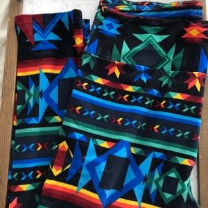 *PRICE DROP* Lularoe Aztec OS leggings!